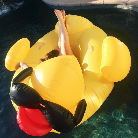 Meet your Posher, Amy - Picture 1 of 1